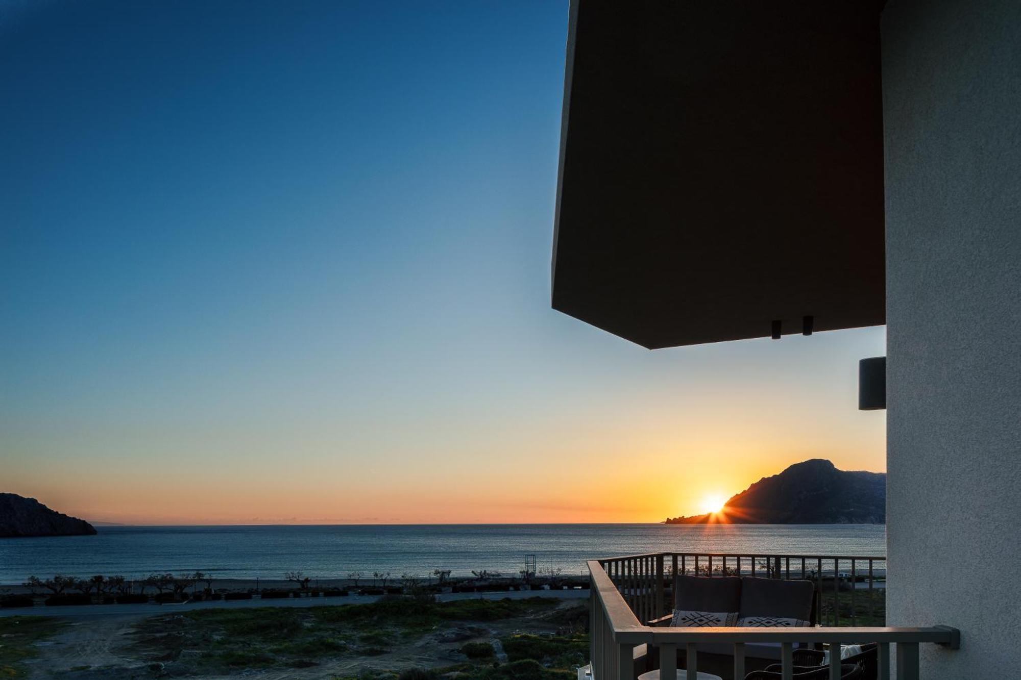 Ririka Beach Living, New Feel-At-Home Luxury Suites Plakias Exterior foto